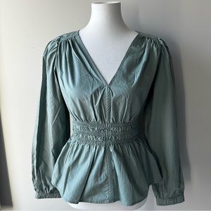 GAP Light Green Long Sleeve V- Neck Stretchy Waist Size X-Small NWT